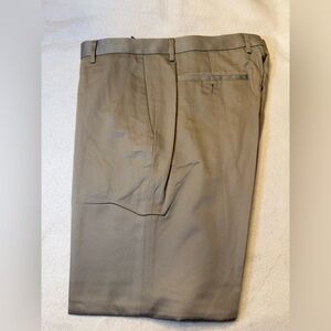 Banana Republic Slacks 33/30 graham cracker color/ good condition.